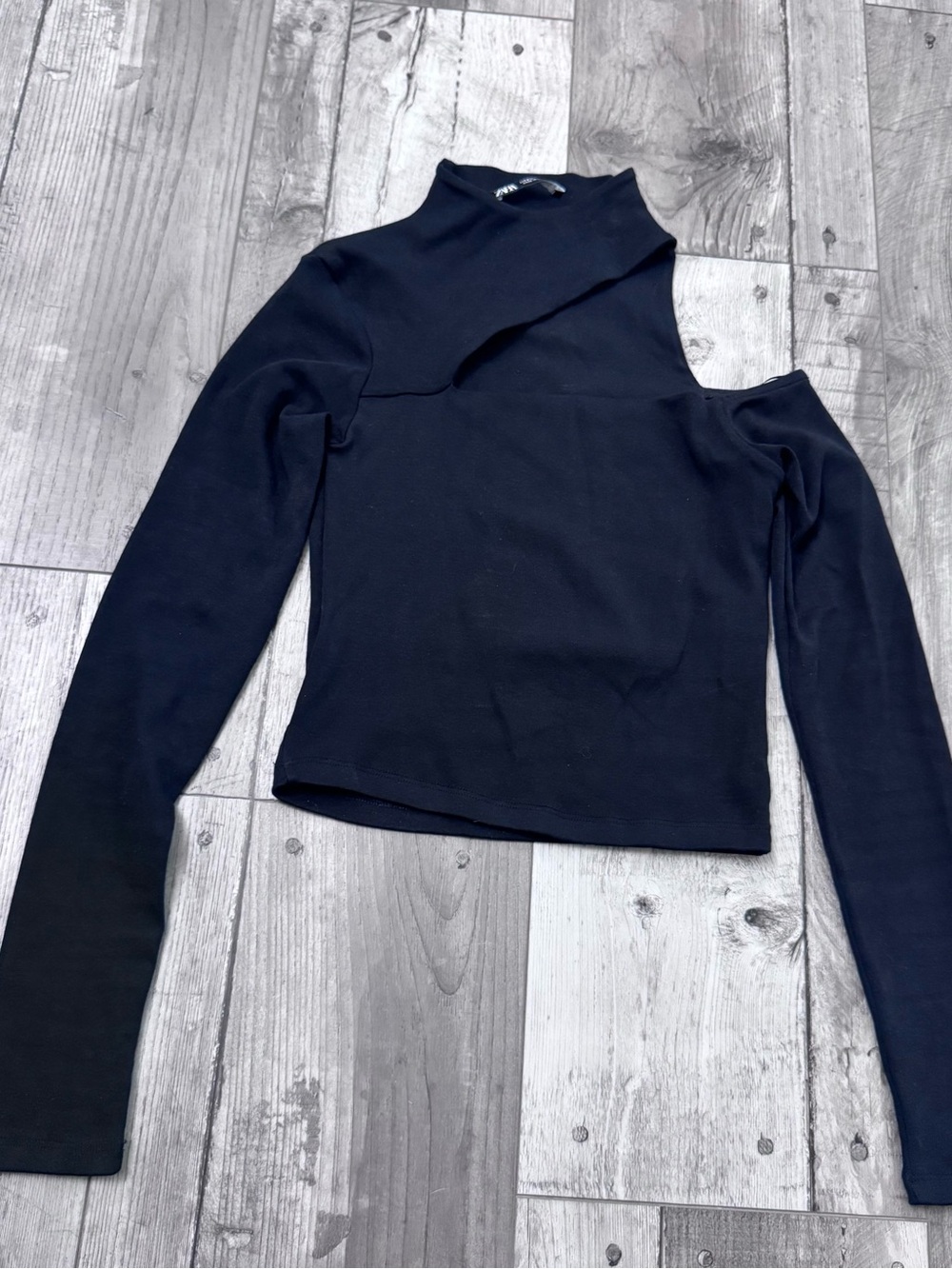 ZARA Cut Out Asymmetrical Long Sleeve Ribbed Crop Top Black Mock Neck Small